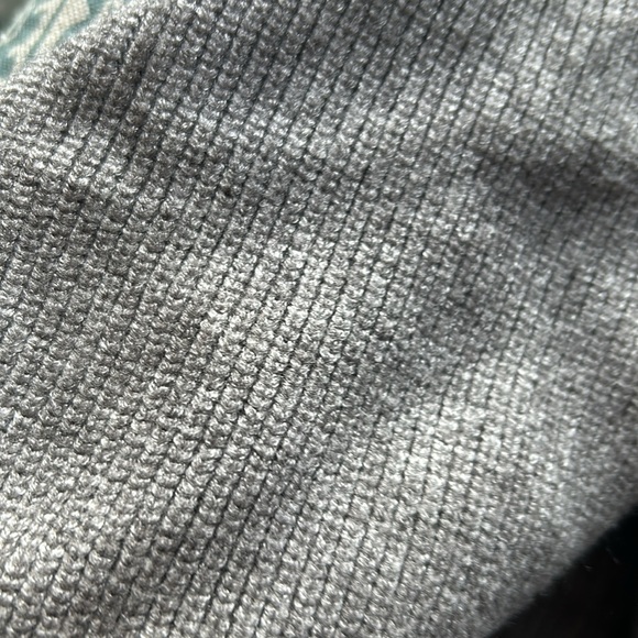 Free People gray turtleneck. Size XS - Picture 3 of 4